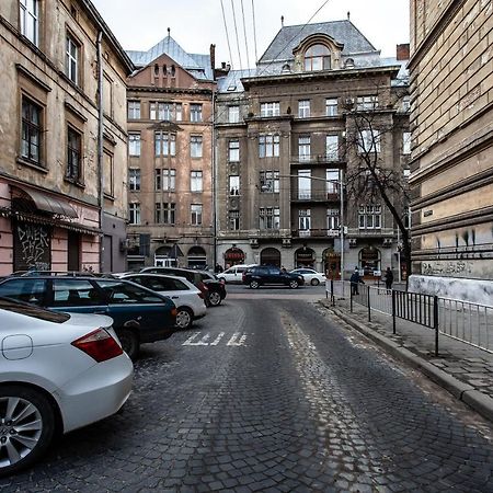 Sonata Apartment Lviv Exterior photo