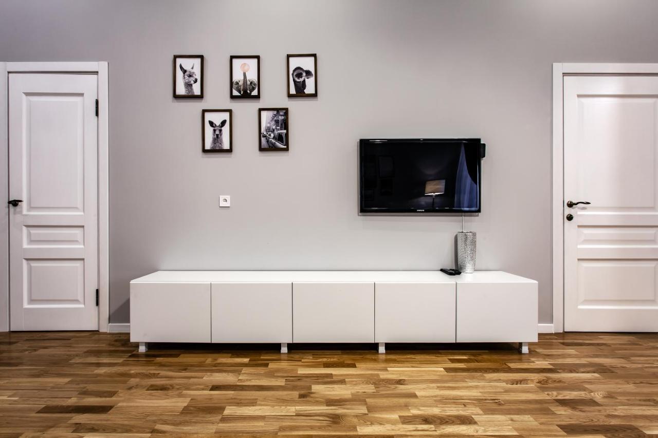Sonata Apartment Lviv Exterior photo